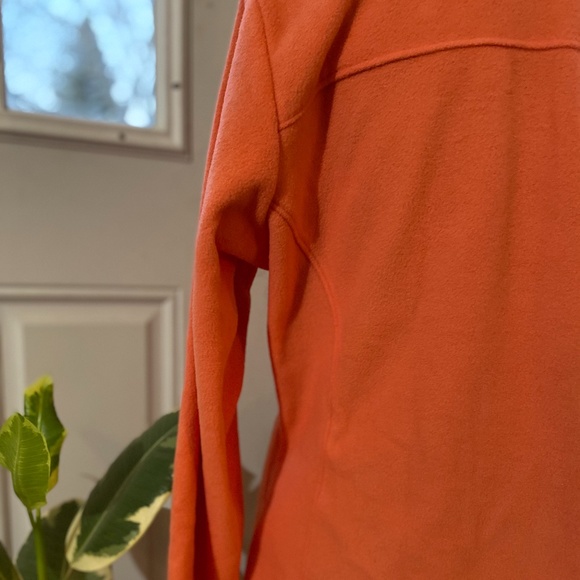 Cute orange Columbia zip up - Picture 5 of 6